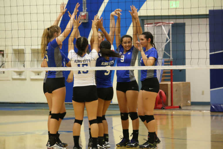 Lady Mustangs to play in semifinals