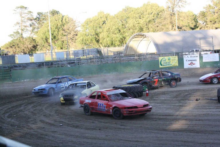 Lazzerini wins AgriRace, Ray takes Powder Puff race