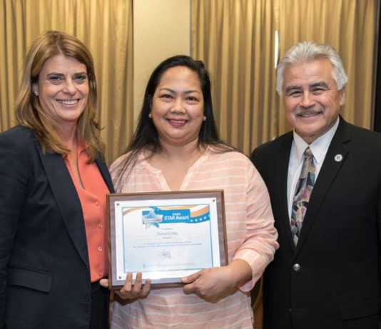 Salinas nurse aide receives STAR Award