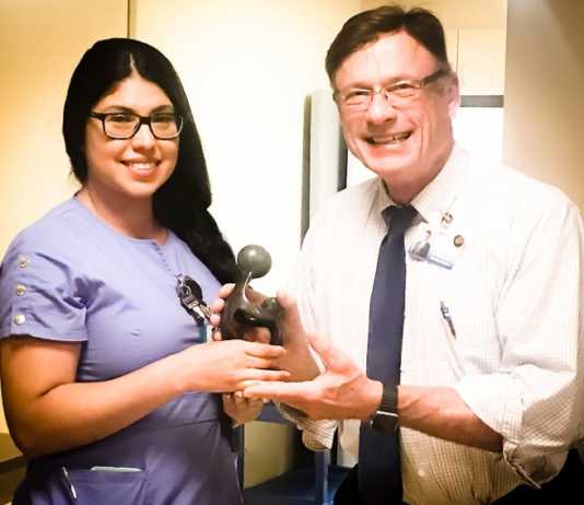 Mee Memorial nurse receives Daisy Award