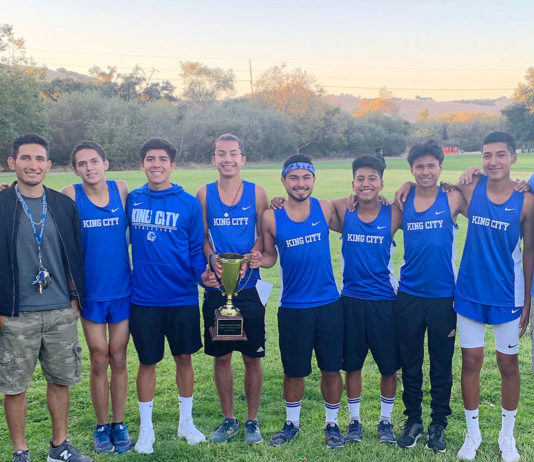 Mustang boys win Gabilan cross country title