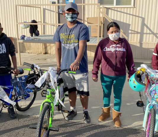 San Ardo families receive gifts from local oil field employees