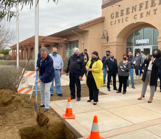 Greenfield celebrates 75 years with burying of time capsule