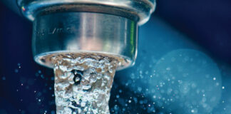 Water faucet