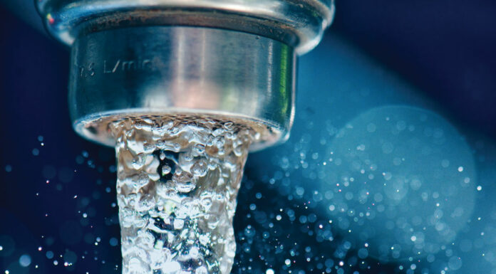 Water faucet
