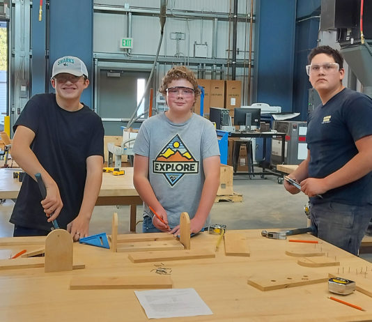 King City 4-H, FFA partner on industrial arts project King City 4-H FFA