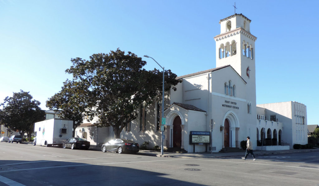 Image for display with article titled First United Methodist Church of Salinas dedicates brand-new kitchen