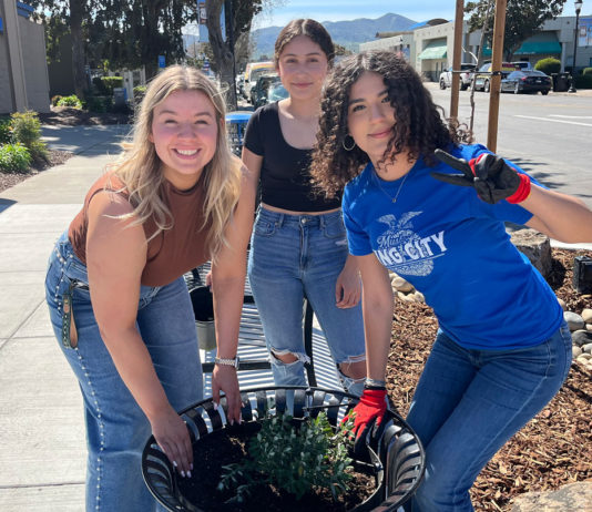 King City students, volunteers collaborate for annual workday