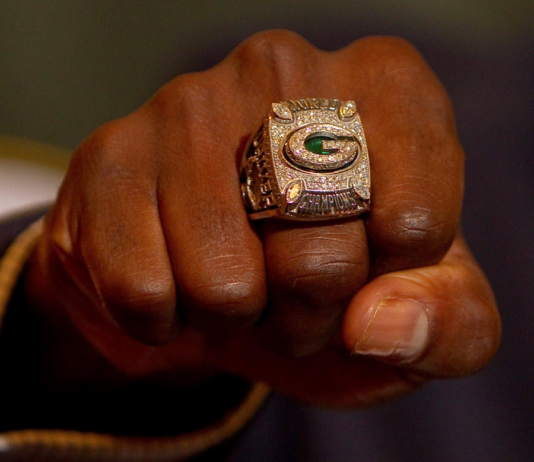 Green Bay Packers Super Bowl ring