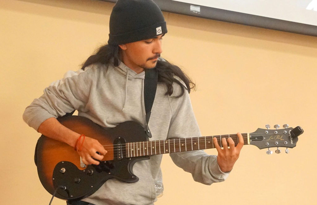 Guitars donation