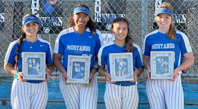 Softball-KC-seniors-2025