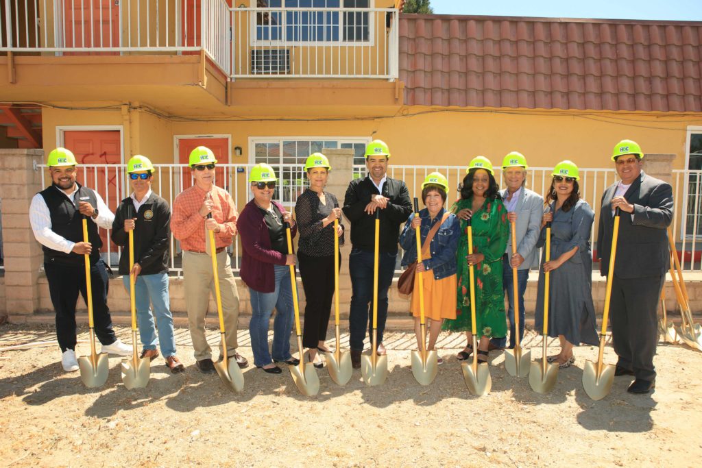 Casa de Esperanza homeless housing project