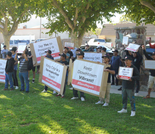 Farmworkers protest