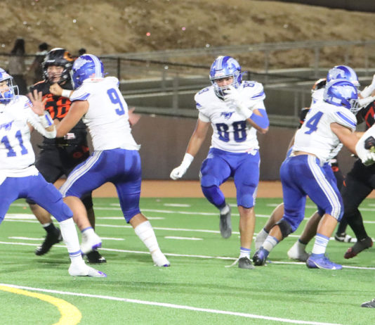 Little Big Game King City Gonzales football