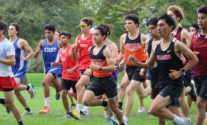 XC-runners-racing-at-Center-Meets Cross country