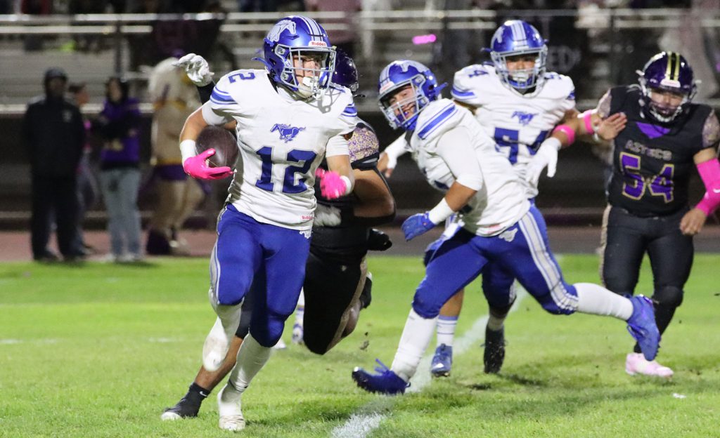 King City Mustang running back Carson Tidwell