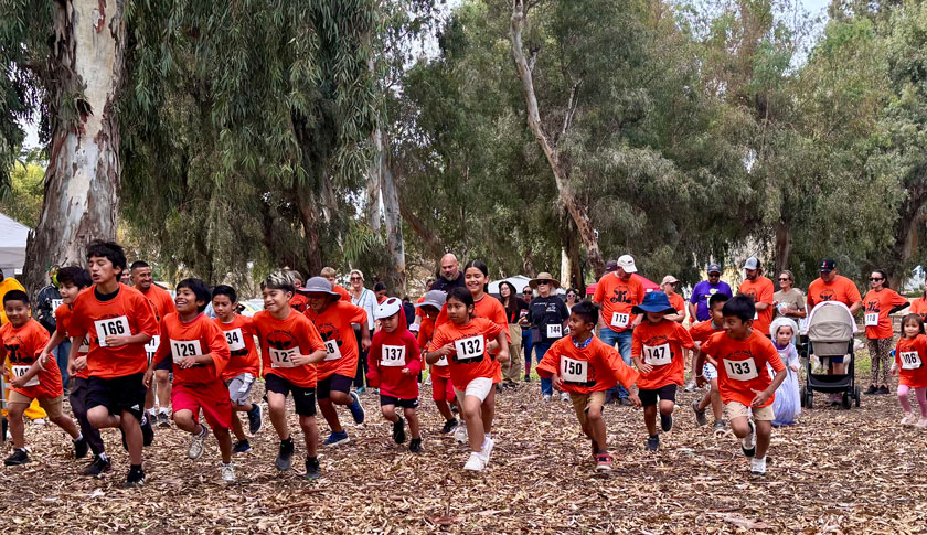 Paws and Pumpkins Fun Run runners