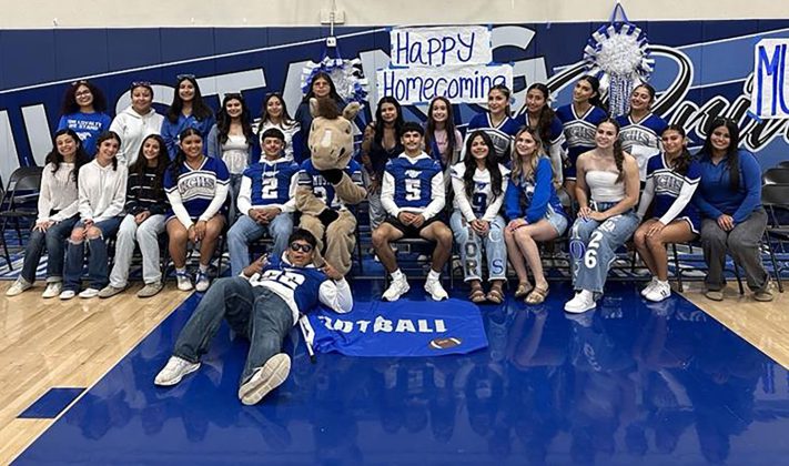 Homecoming rally senior class