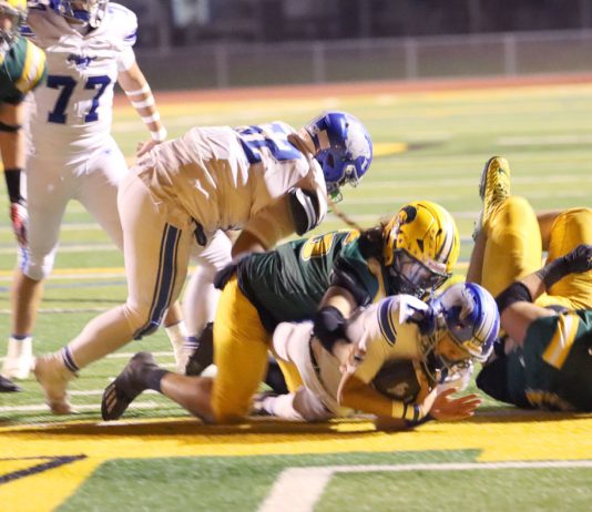 Football | Live Oak downs King City, 40-16, in CCS playoffs King City Mustangs football