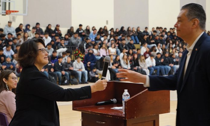 Avanza Network school assembly