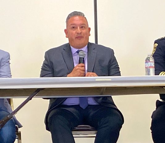 King City leaders at table