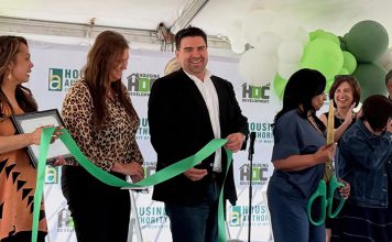 Casa de Esperanza grand opening