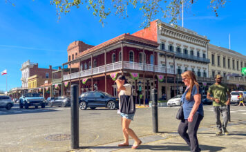 Old Sacramento Waterfront day trip