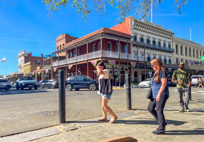 Old Sacramento Waterfront day trip