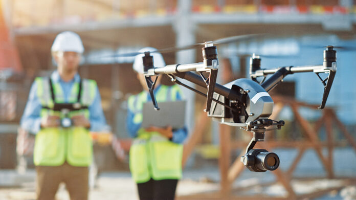 Drone AdobeStock_341776101 Drone