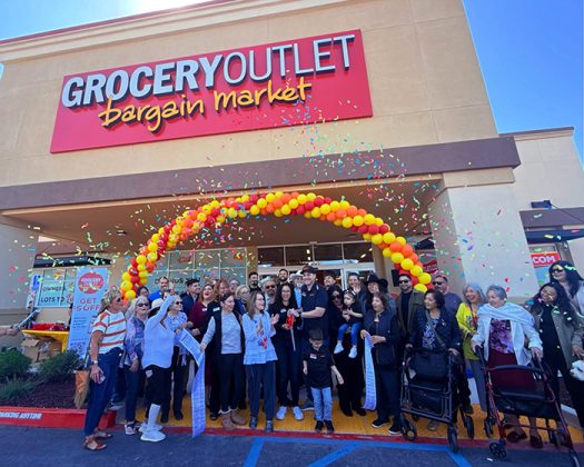 King City Grocery Outlet grand opening