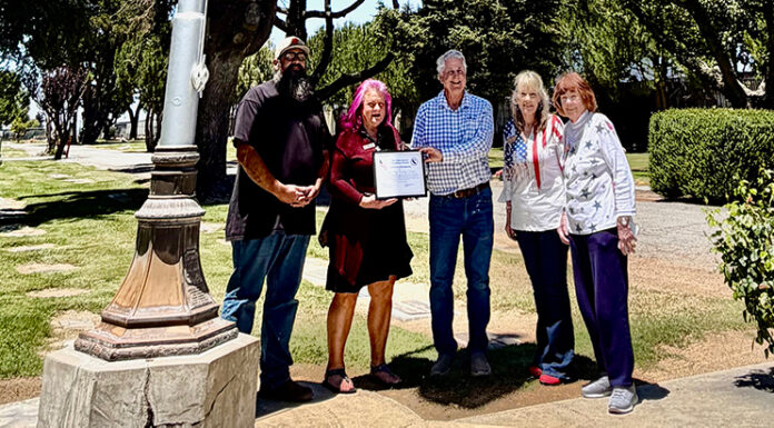 King City Cemetery receives Old Glory award King City Cemetery Old Glory award