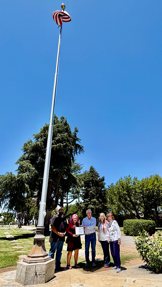 King City Cemetery with American flag