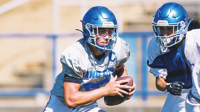 Football Ryan Tidwell of King City King City football players