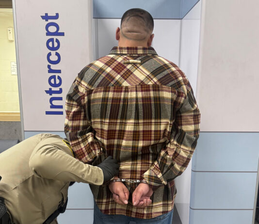 Convicted felon arrested after loaded handgun found during King City traffic stop Man under arrest by deputy