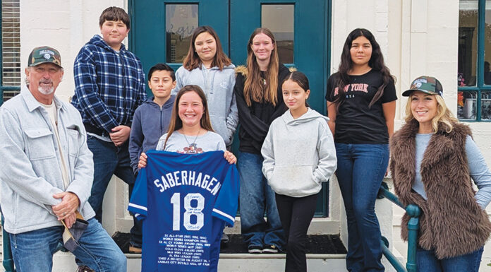 Bradley Union students turn school spirit into $1,100 gift students with Saberhagens
