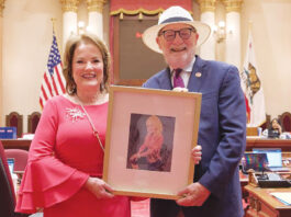 California lawmakers honor Dolly Parton with 9-2-5 day Shannon Grove and John Laird