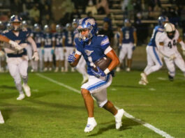 Football | King City stays unbeaten with 28-13 win over Aptos Aptos vs King City football