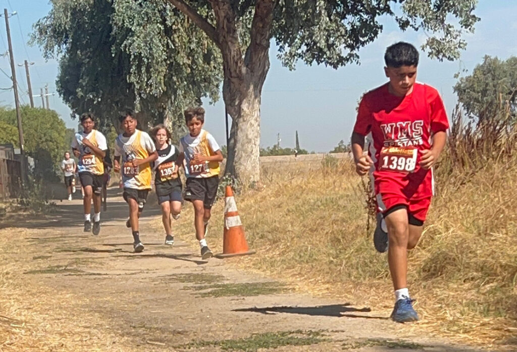 Chalone Peaks Middle School cross country