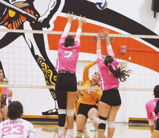 Soledad vs Gonzales volleyball
